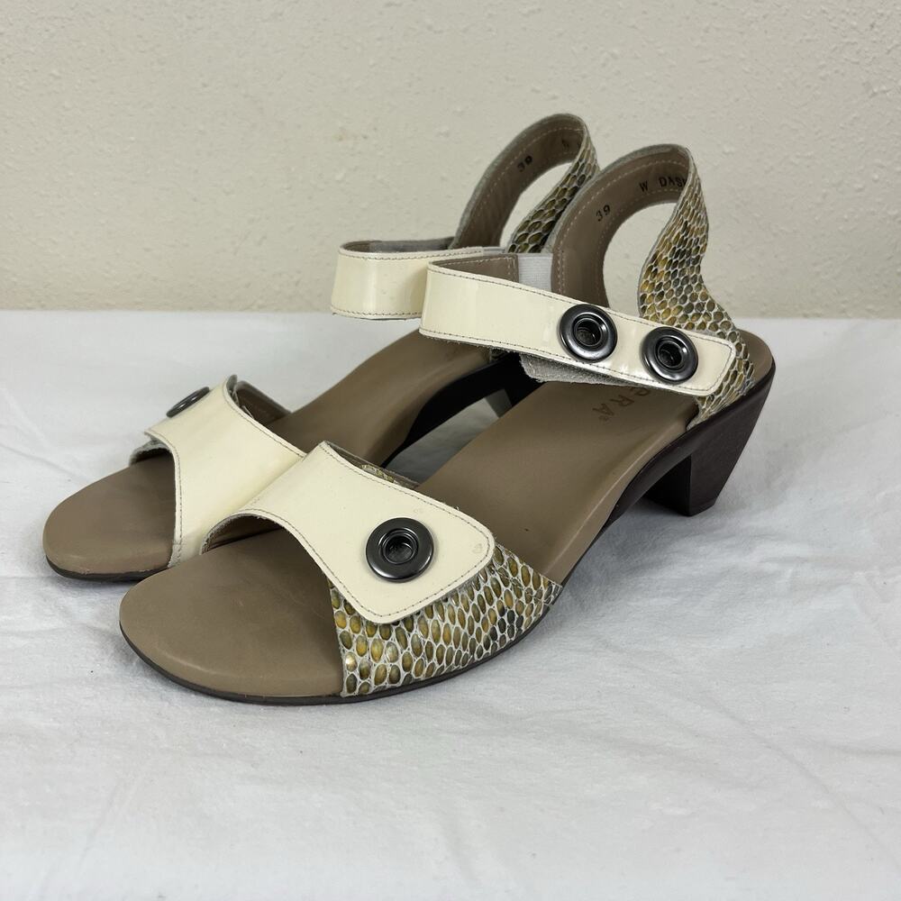 Ziera Dash Patent Leather Strappy Heel Sandal Size 39 US 8.5 Snake Print Cream